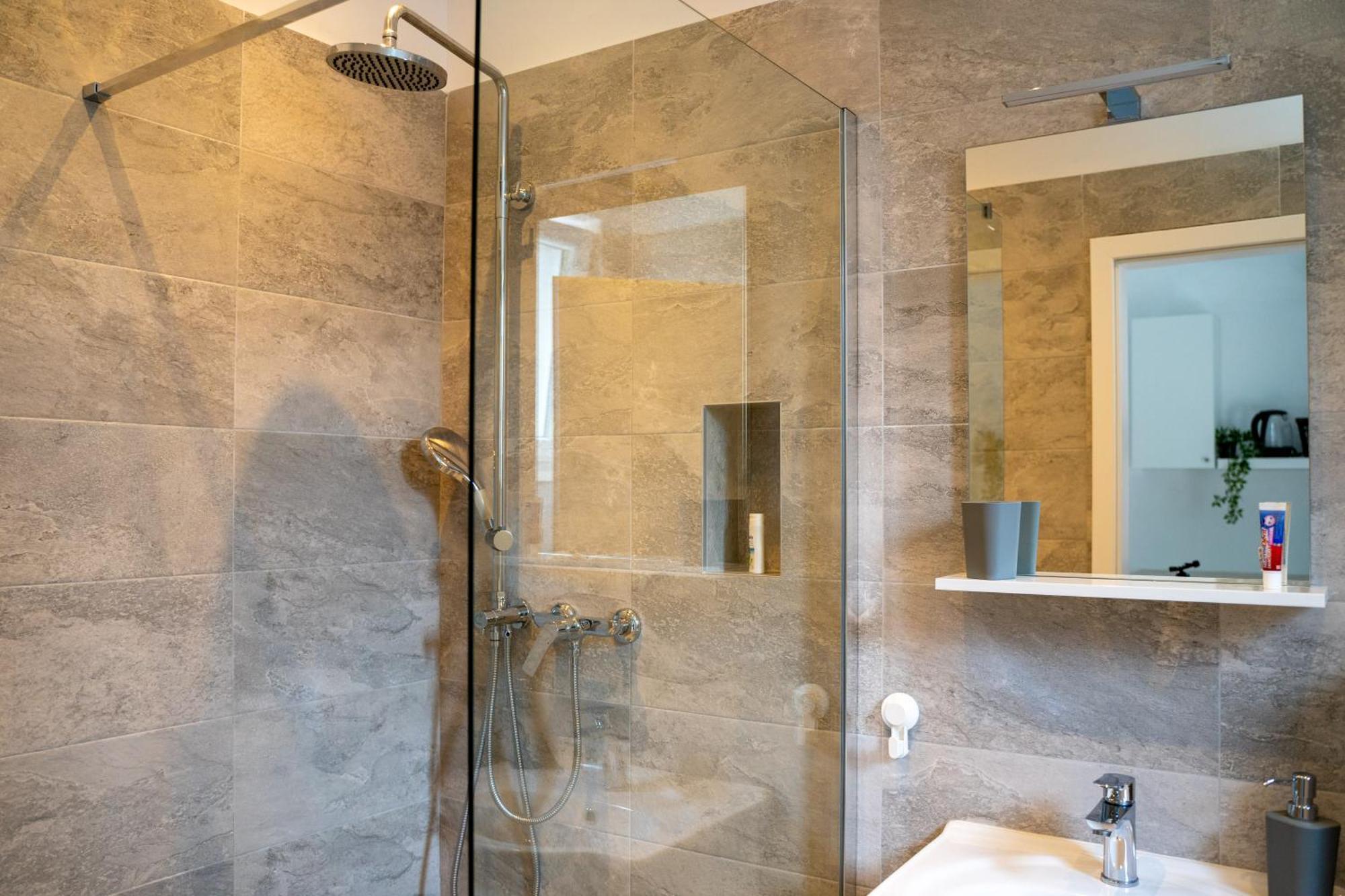 Korkyra Fit Suites -Free Gym コルチュラ 部屋 写真